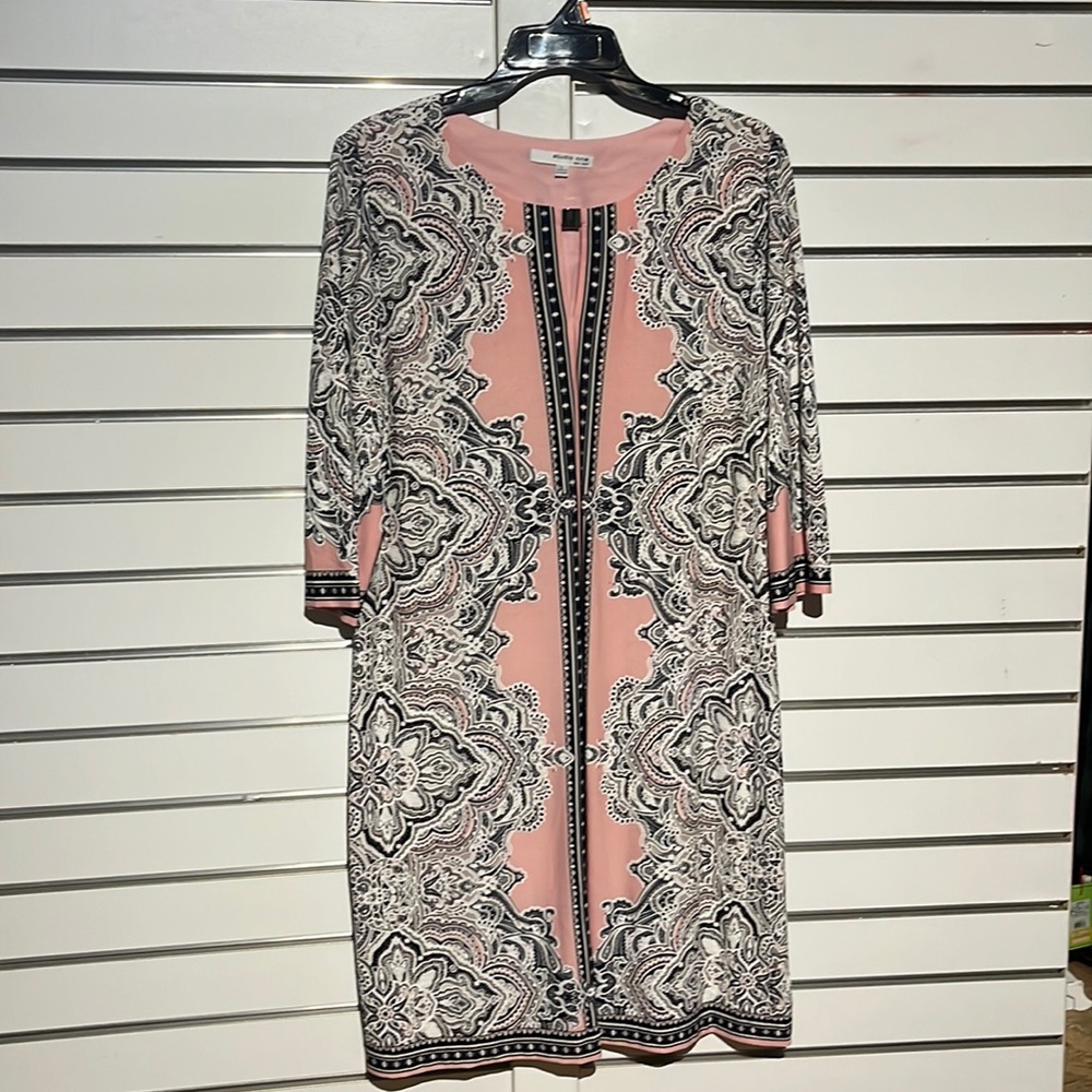 Studio One New York Gently used Size Large MSRP $56